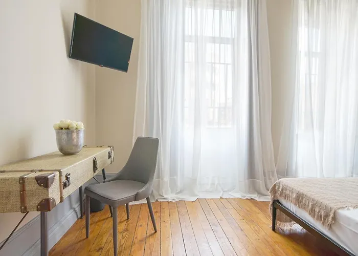 Patio79 בית הארחה אבאירו